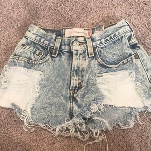 vintage levi’s SUPER CUTE